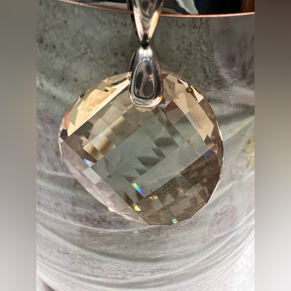 Round cushion cut citrine stone - Picture 2 of 4